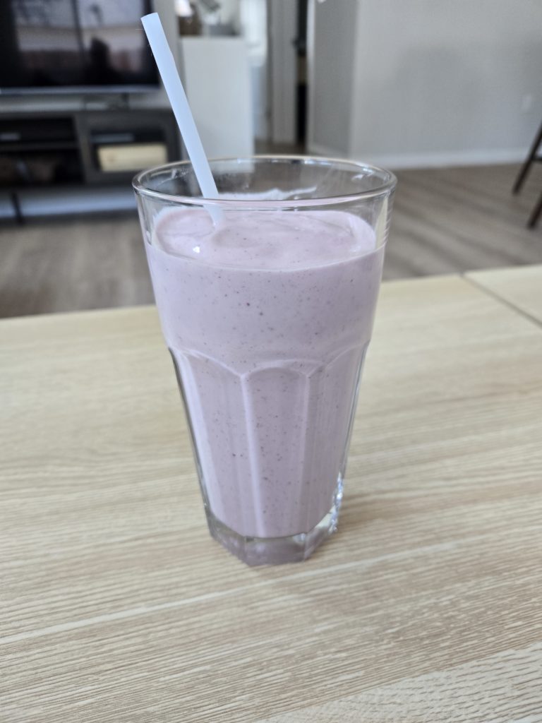 Read more about the article Strawberry Smoothie – Protein Shake